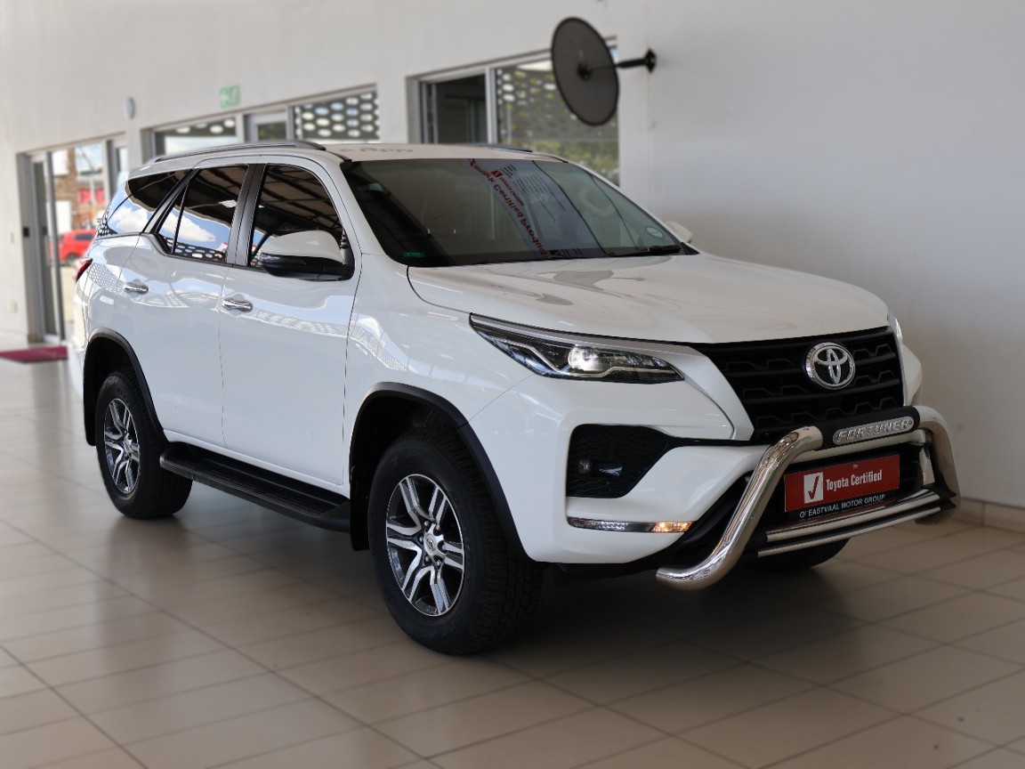 Toyota Fortuner V 2.4 GD-6 Raised Body Auto