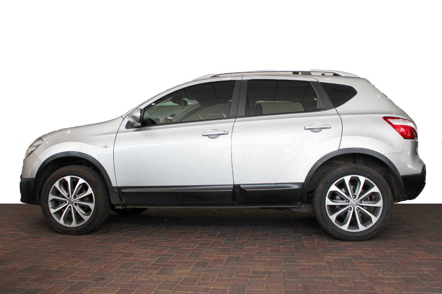 NISSAN QASHQAI 2.0 ACENTA CVT - 7 