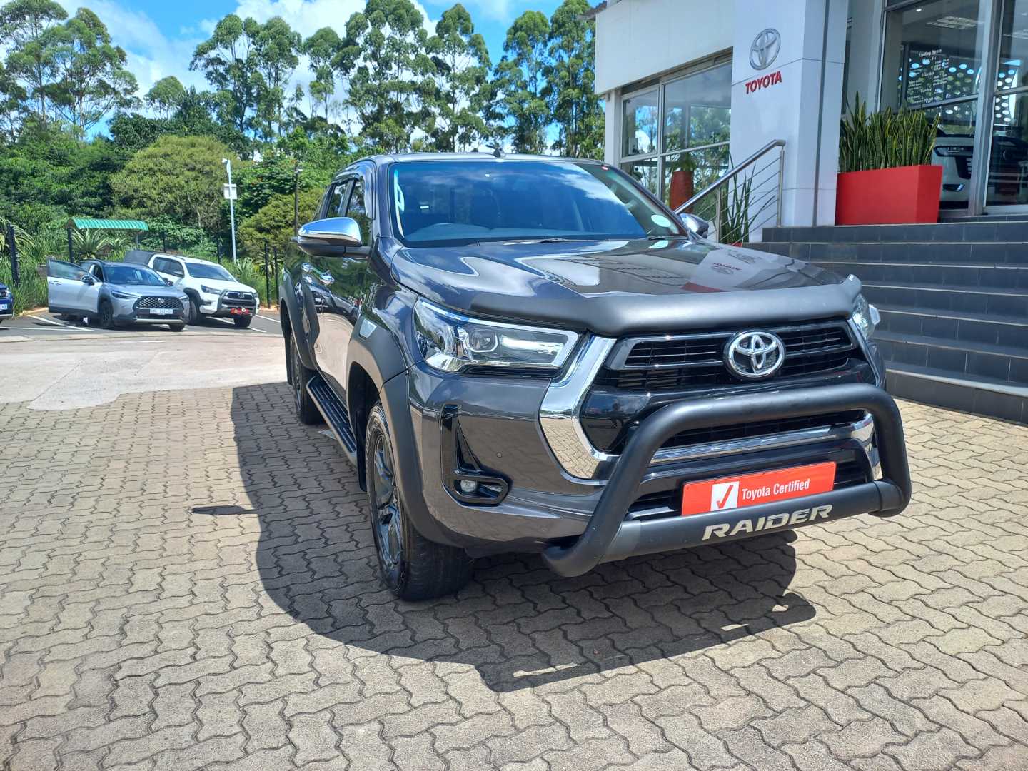 Toyota Hilux 2.8 GD-6 Raider Double Cab Auto 4x4