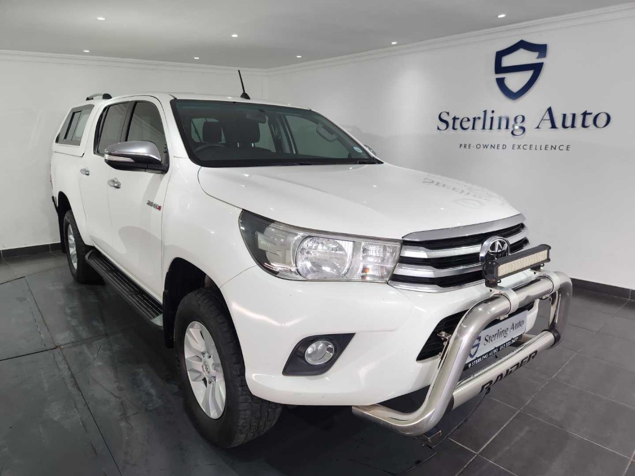 Toyota Hilux 2.8 GD-6 Double Cab Auto 