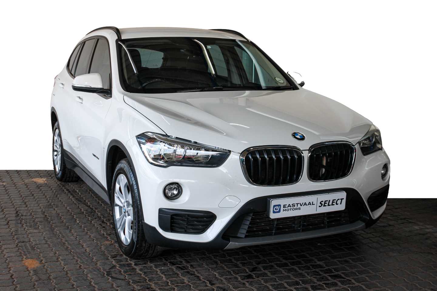 BMW X1 sDRIVE20d A/T (F48) - Main Vehicle Image