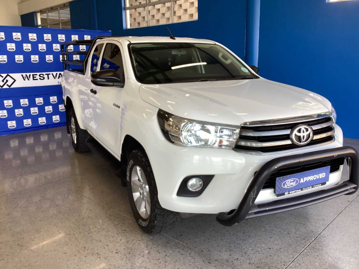 Toyota Hilux 2.4 GD 6 RB SRX P/U Extended Cab