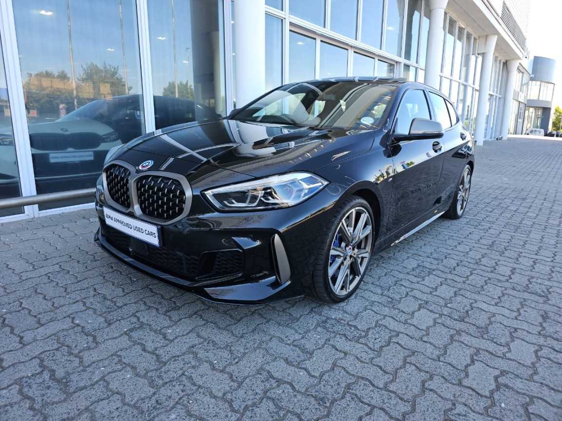 BMW M135i (F40) xDrive 