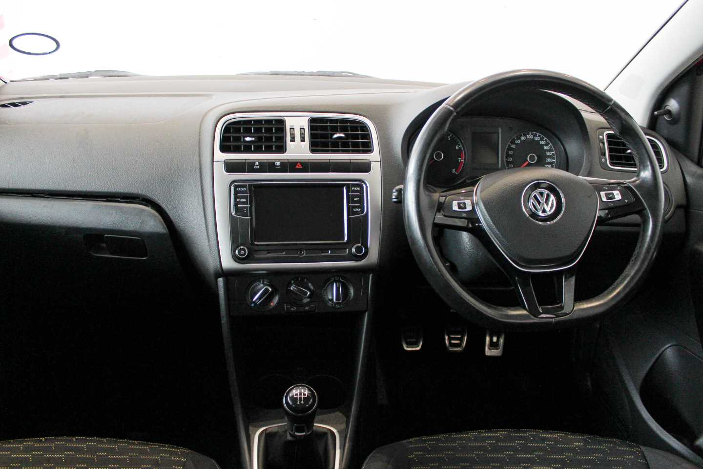 VOLKSWAGEN Polo Vivo 1.6 MAXX (5DR) - 16 