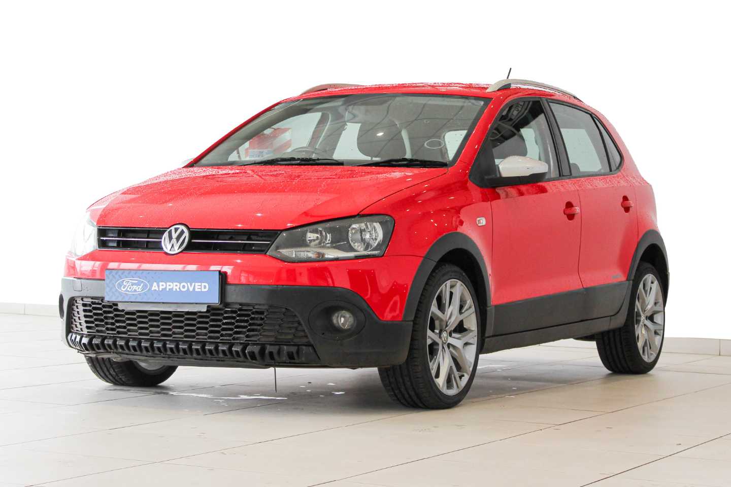 VOLKSWAGEN Polo Vivo 1.6 MAXX (5DR) - 2 