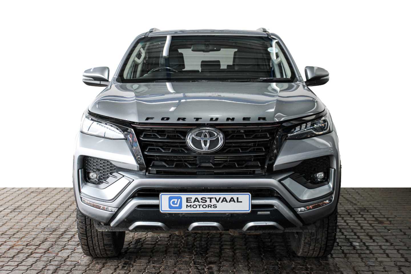 TOYOTA FORTUNER 2.8 GD6 RB AT - 1 