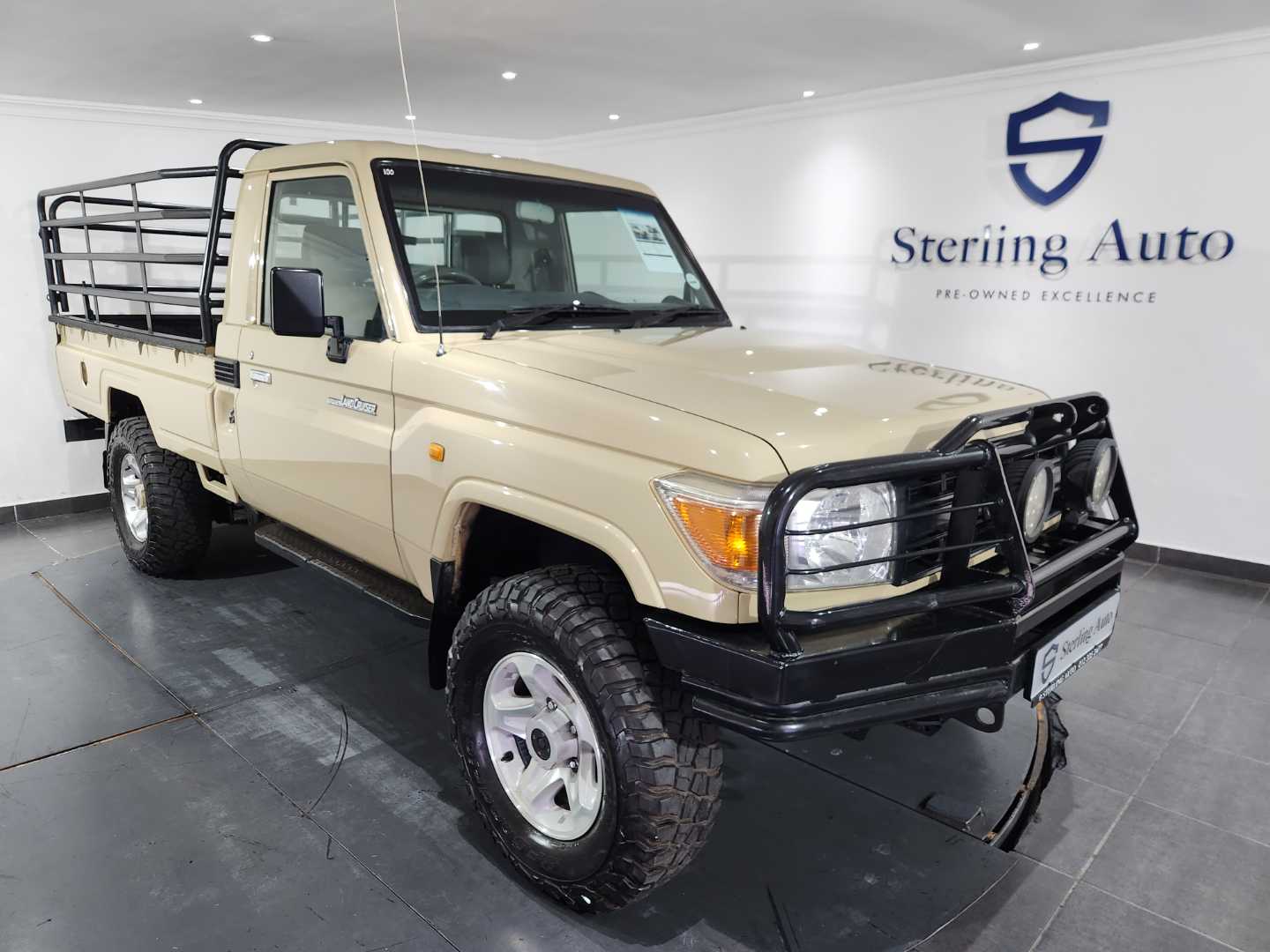 Toyota Land Cruiser 79 4.0 Pick Up