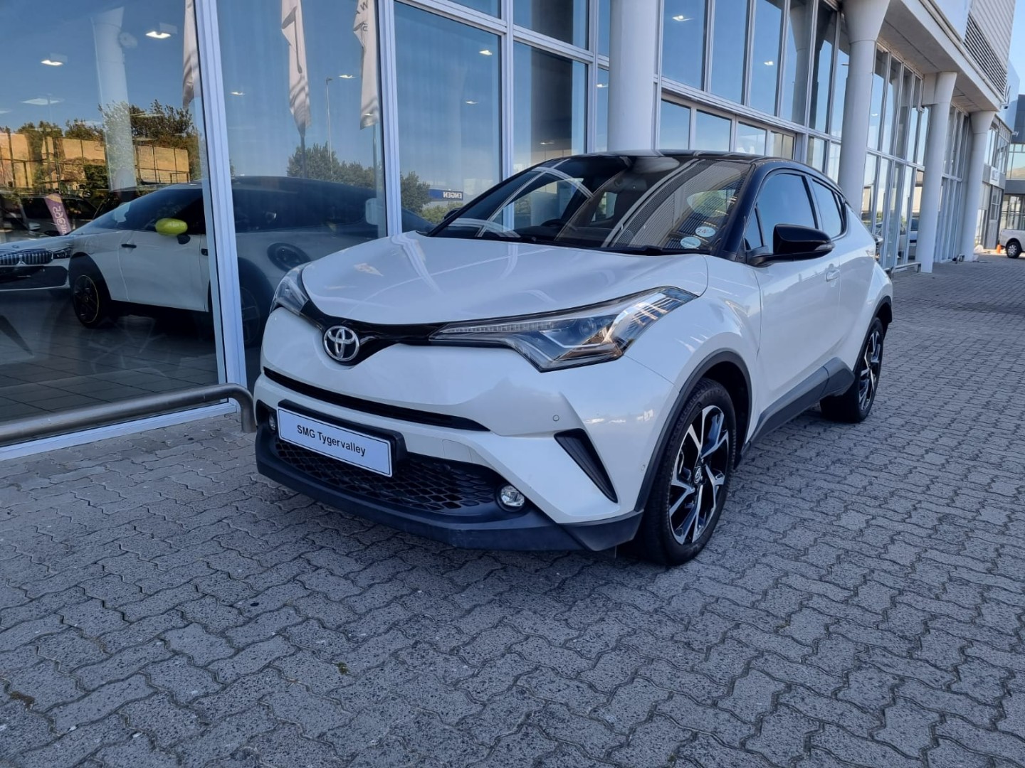 Toyota C-HR 1.2T Luxury CVT