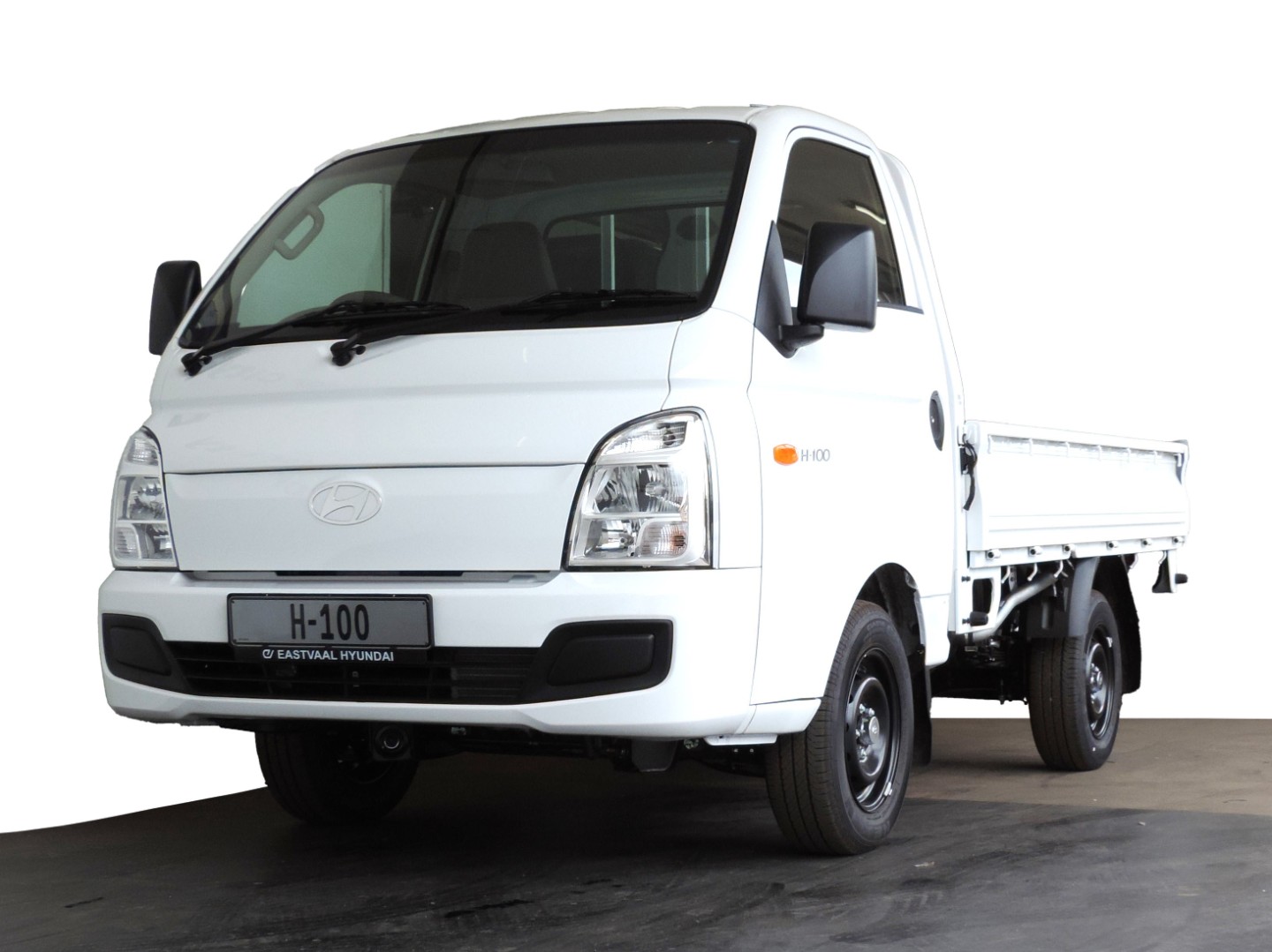 HYUNDAI H100 2.6D A/C F/C D/S - 2 