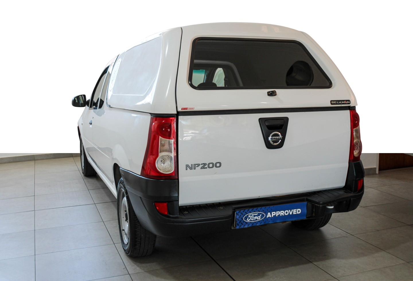 NISSAN NP200 1.6  P/U S/C - 4 