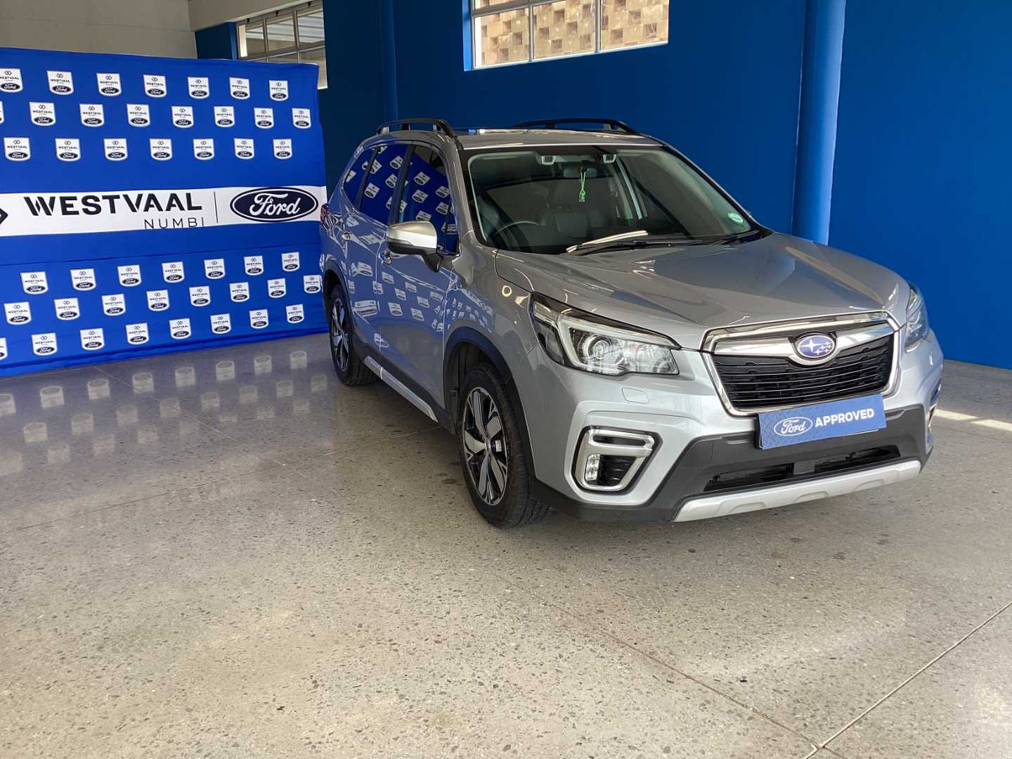 Subaru Forester 2.0i S ES CVT 