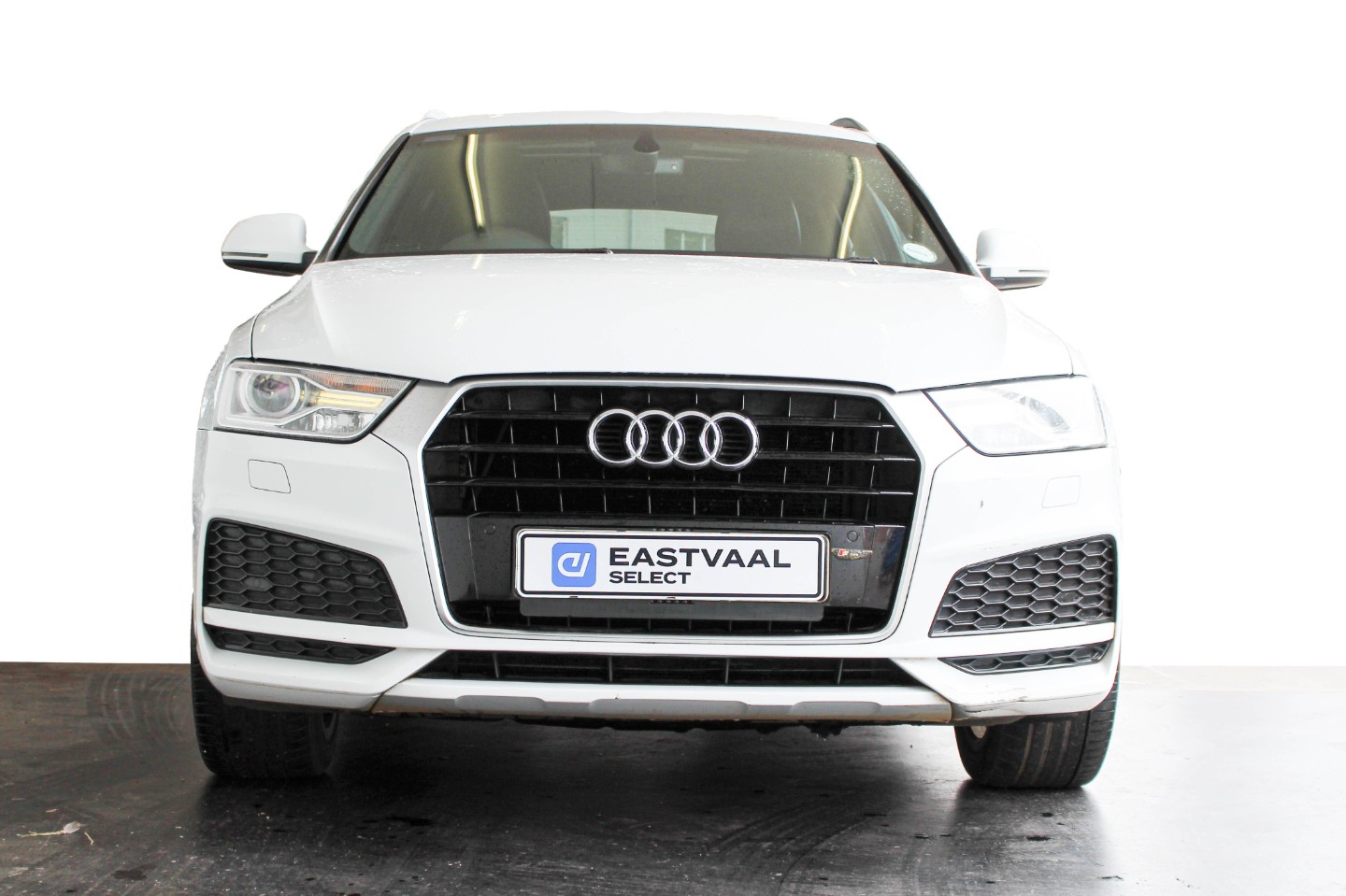 AUDI Q3 1.4T FSI STRONIC (110KW) - 1 