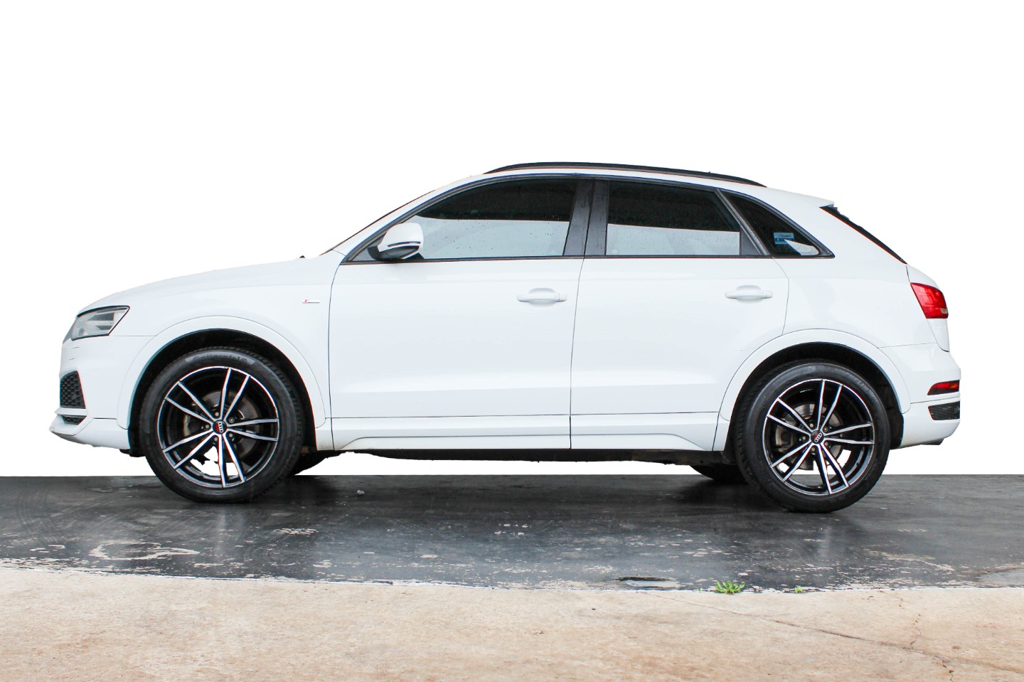 AUDI Q3 1.4T FSI STRONIC (110KW) - 9 