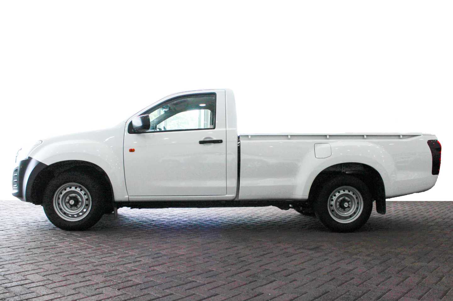 ISUZU D-MAX 250C S/C P/U - 3 