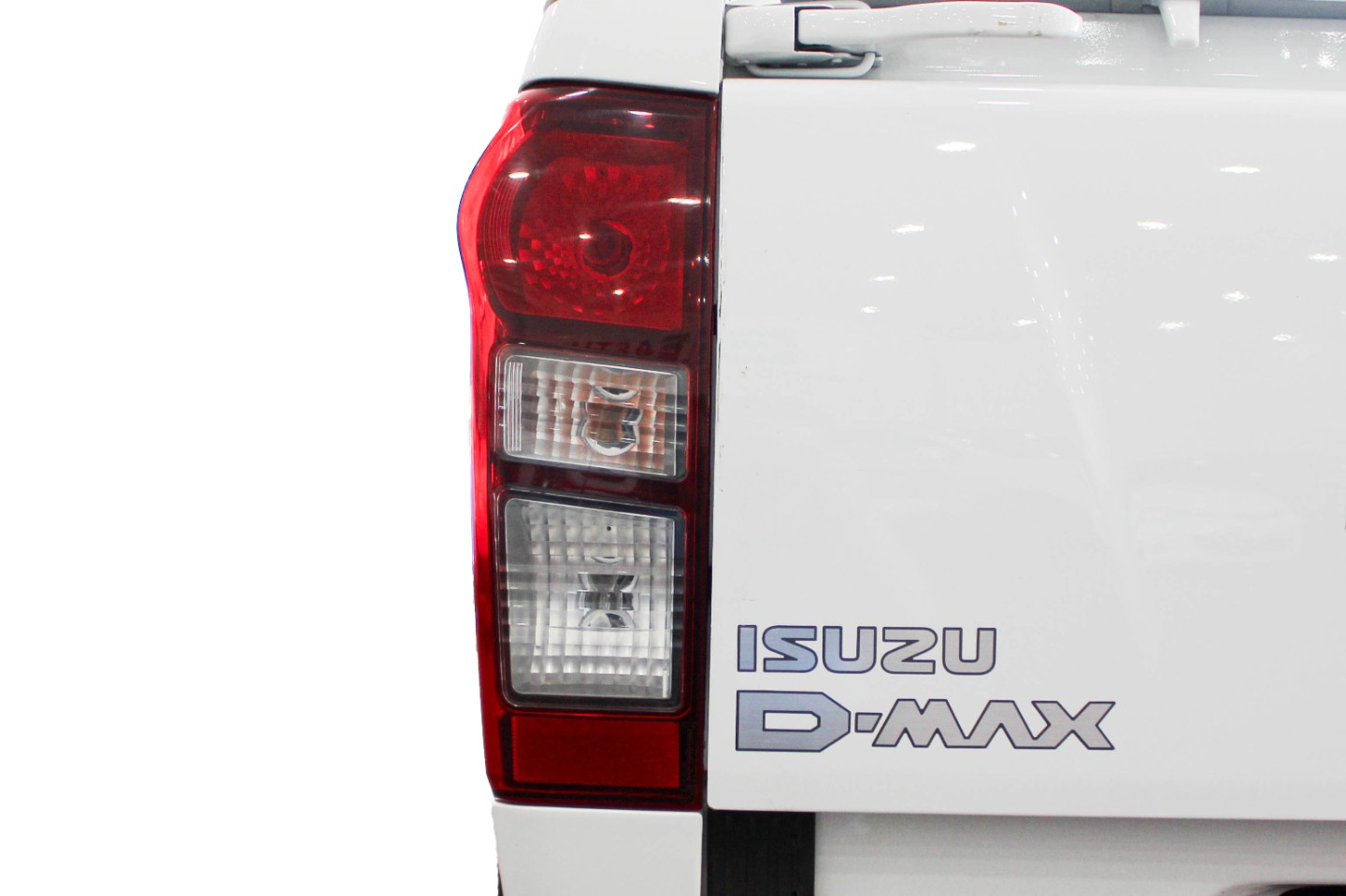 ISUZU D-MAX 250C S/C P/U - 9 