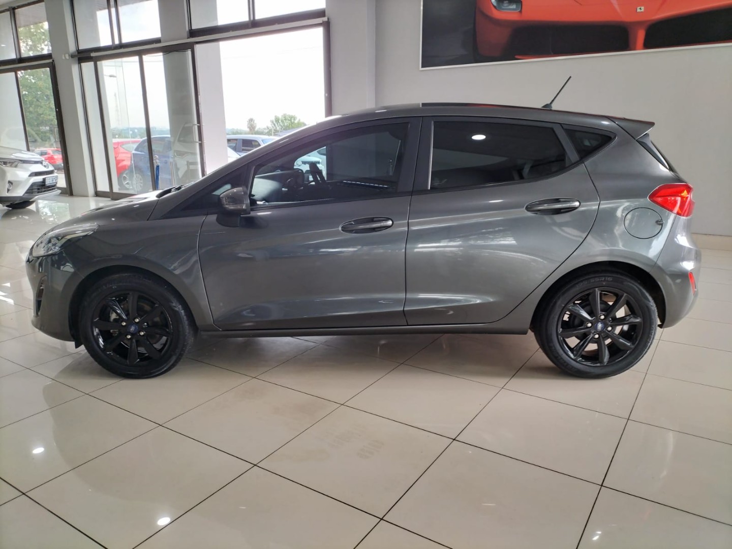 FORD FIESTA 1.5 TDCi TREND 5Dr - 7 