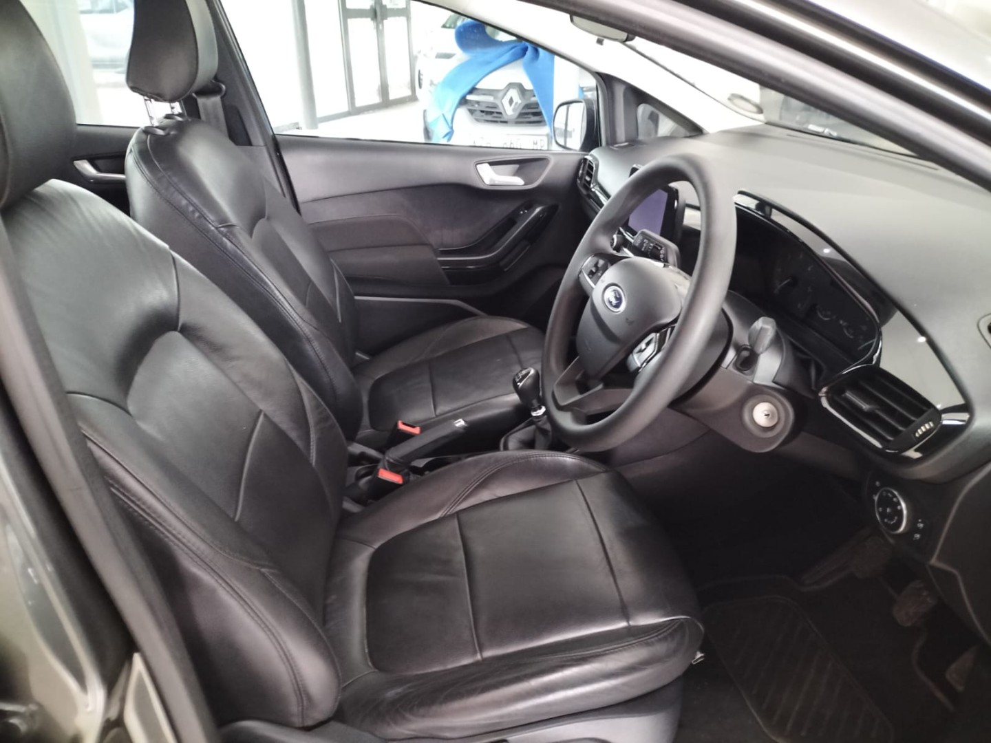 FORD FIESTA 1.5 TDCi TREND 5Dr - 6 