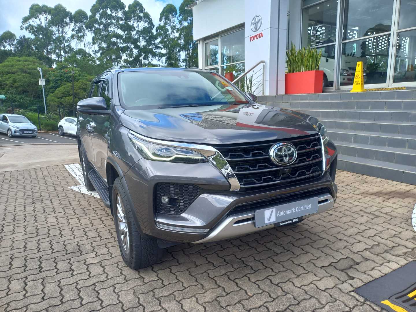 Toyota Fortuner V 2.8 GD-6 VX 4x4