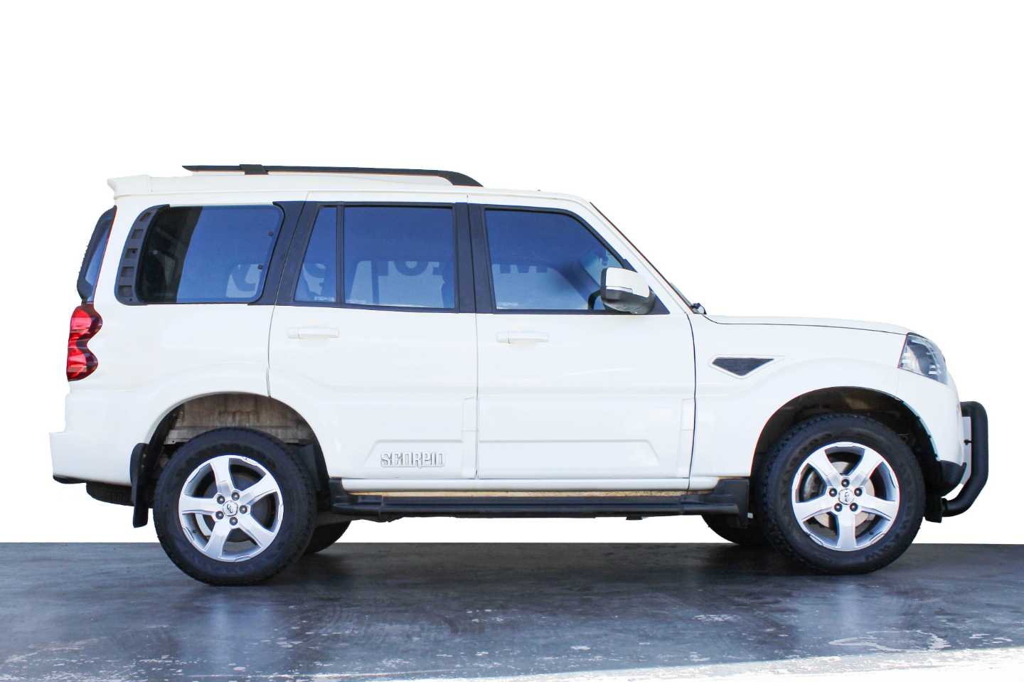 MAHINDRA SCORPIO 2.2TD 4X4 103KW (S11) - 3 