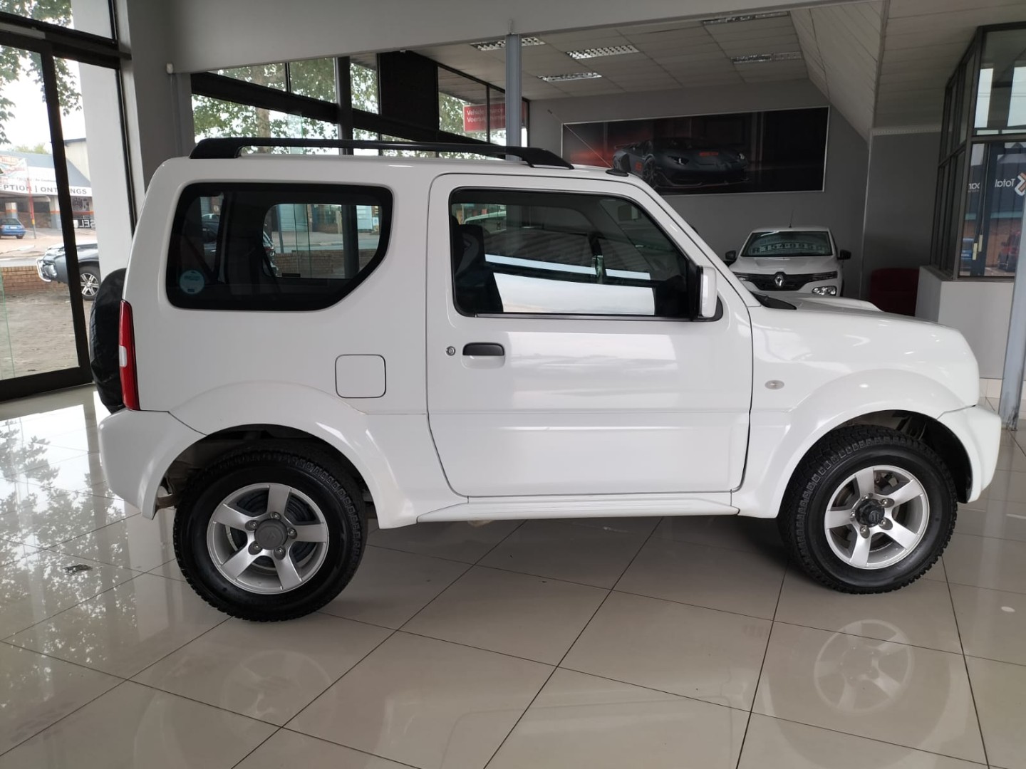 SUZUKI JIMNY 1.3 - 8 