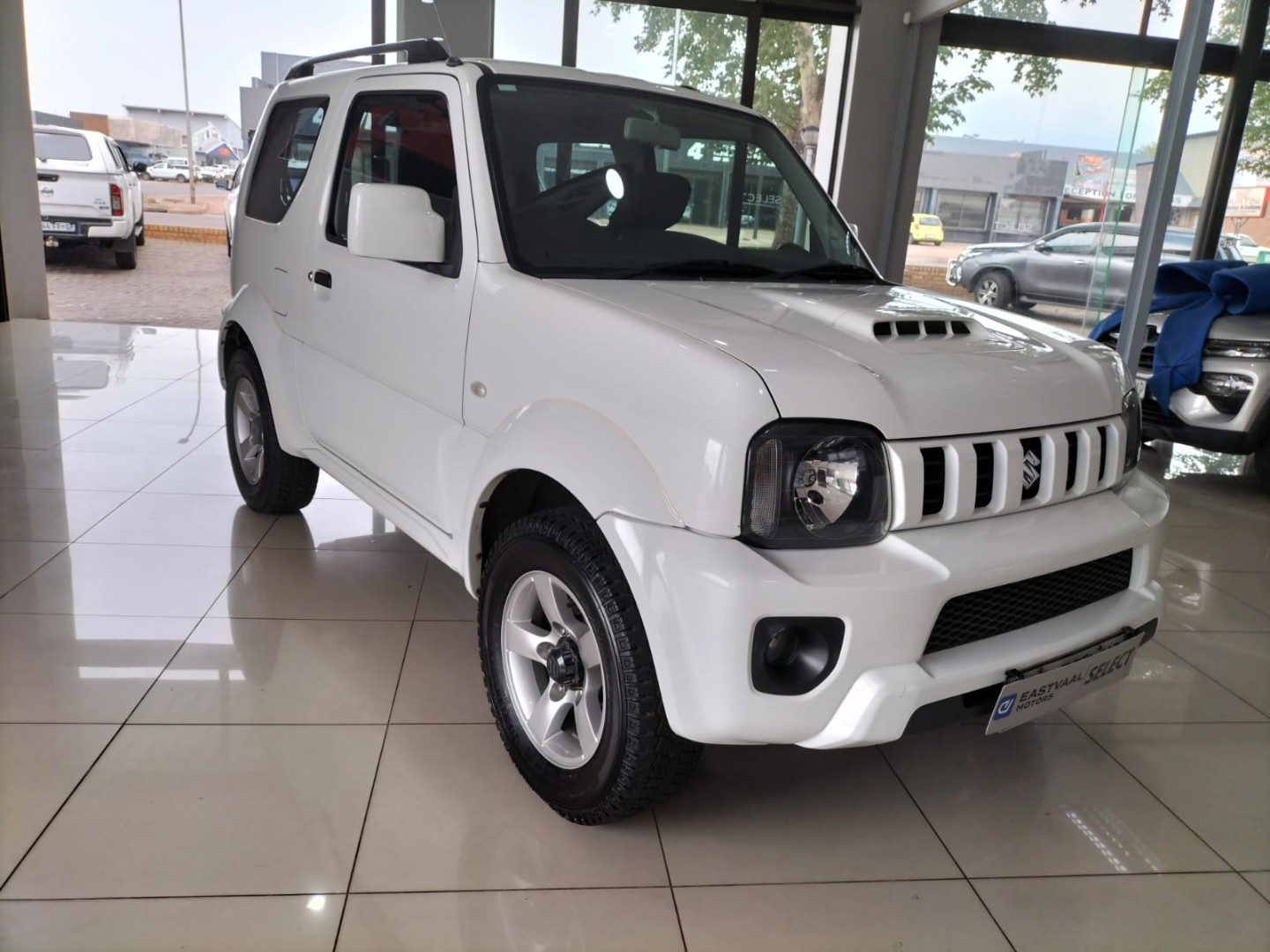 SUZUKI JIMNY 1.3 - Main Vehicle Image