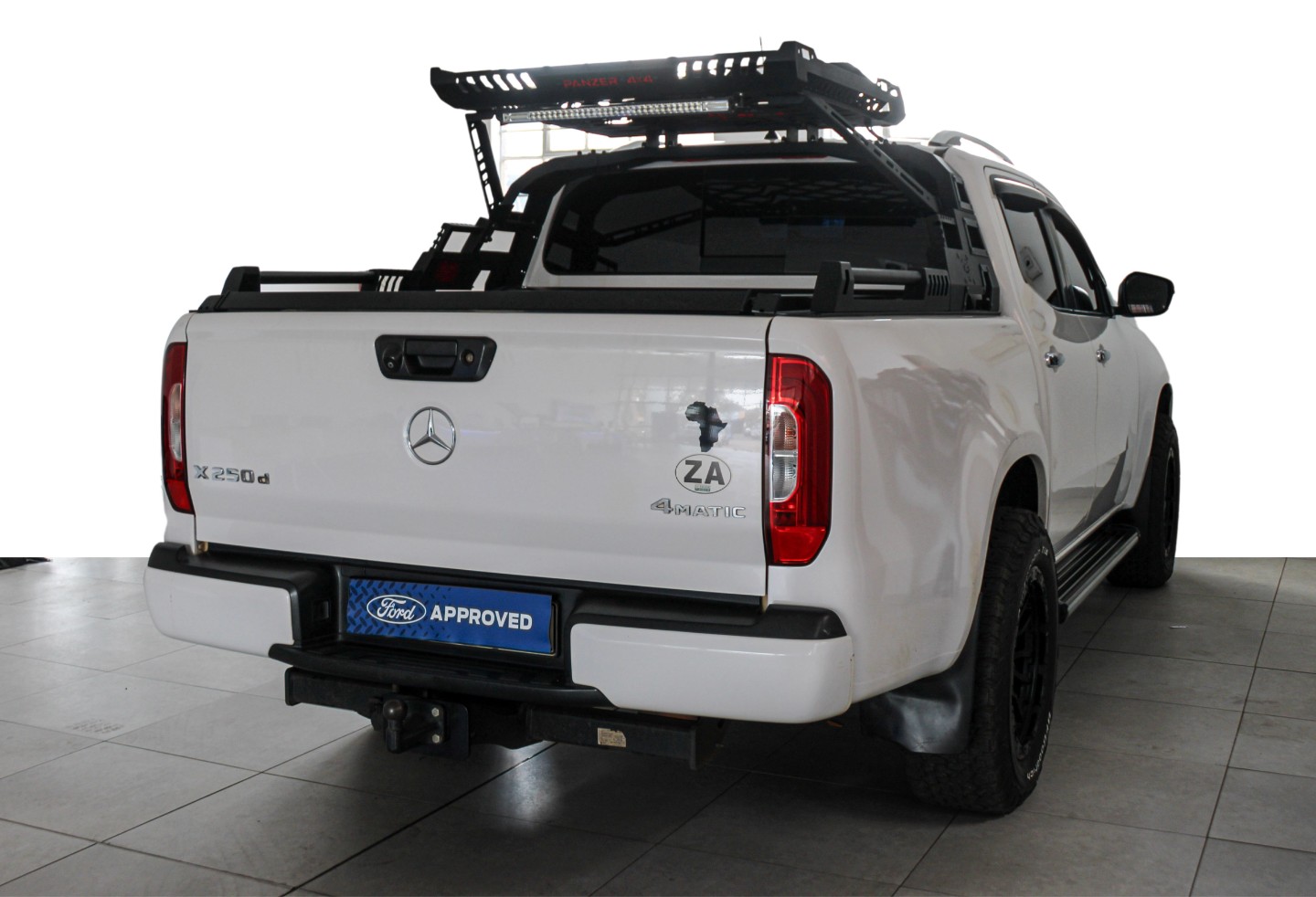 MERCEDES-BENZ X-CLASS X250d 4X4 PROGRESSIVE A/T - 6 