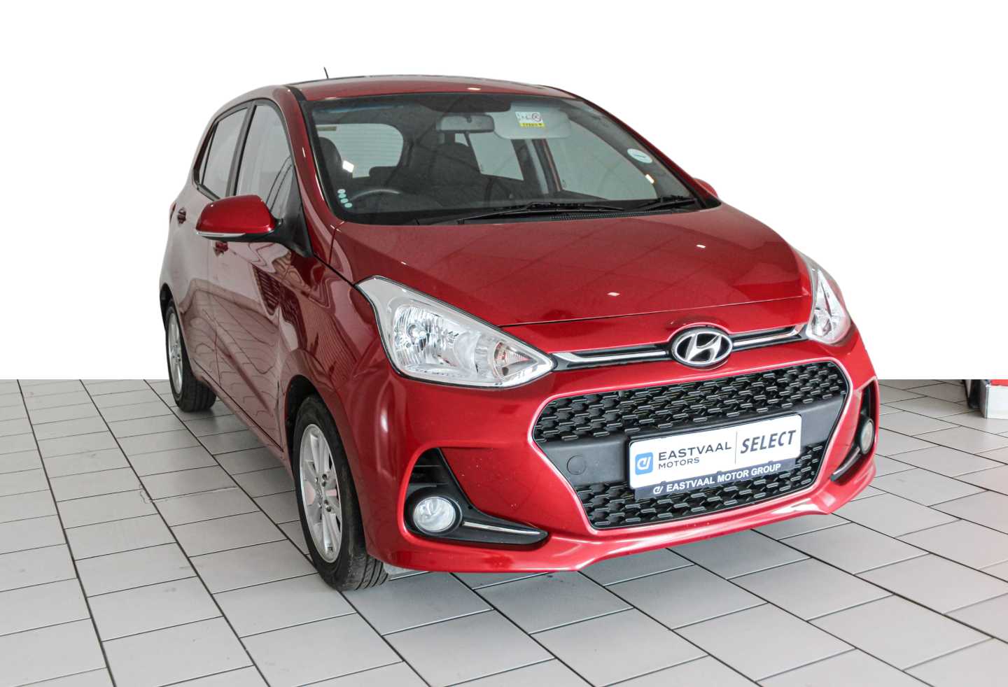 HYUNDAI i10 GRAND i10 1.2 FLUID A/T - Main Vehicle Image