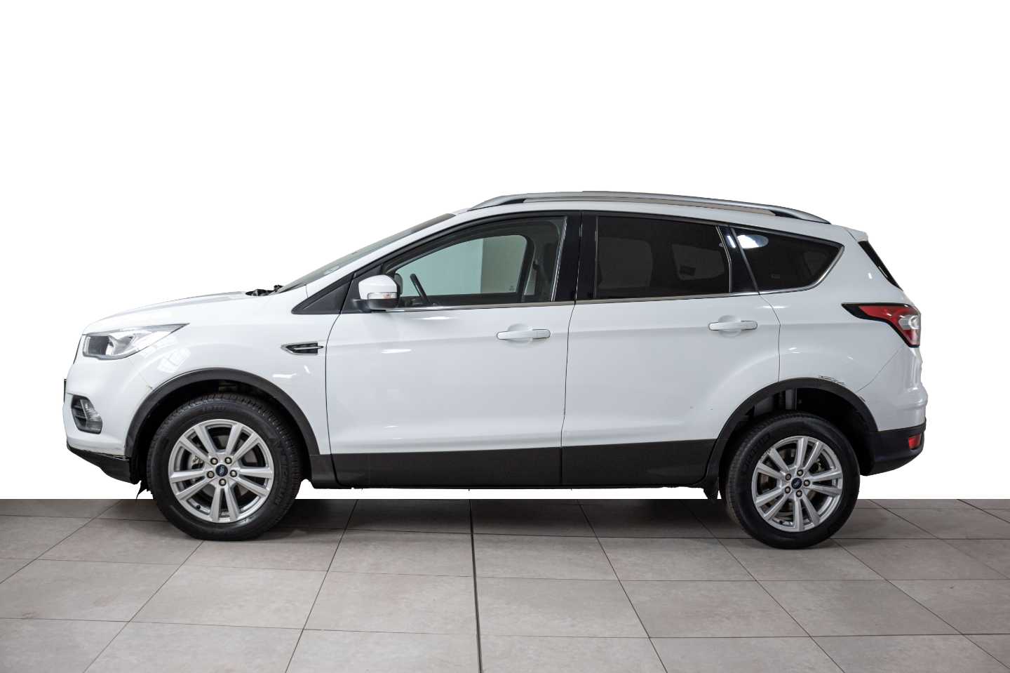 FORD KUGA 1.5 ECOBOOST AMBIENTE A/T - 3 