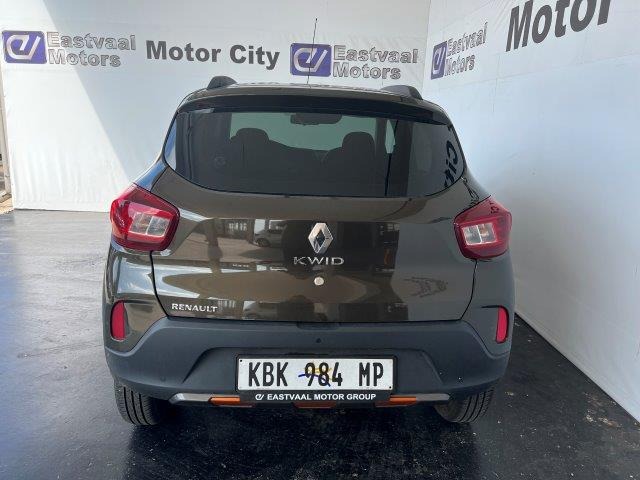 RENAULT KWID 1.0 CLIMBER 5DR - 3 