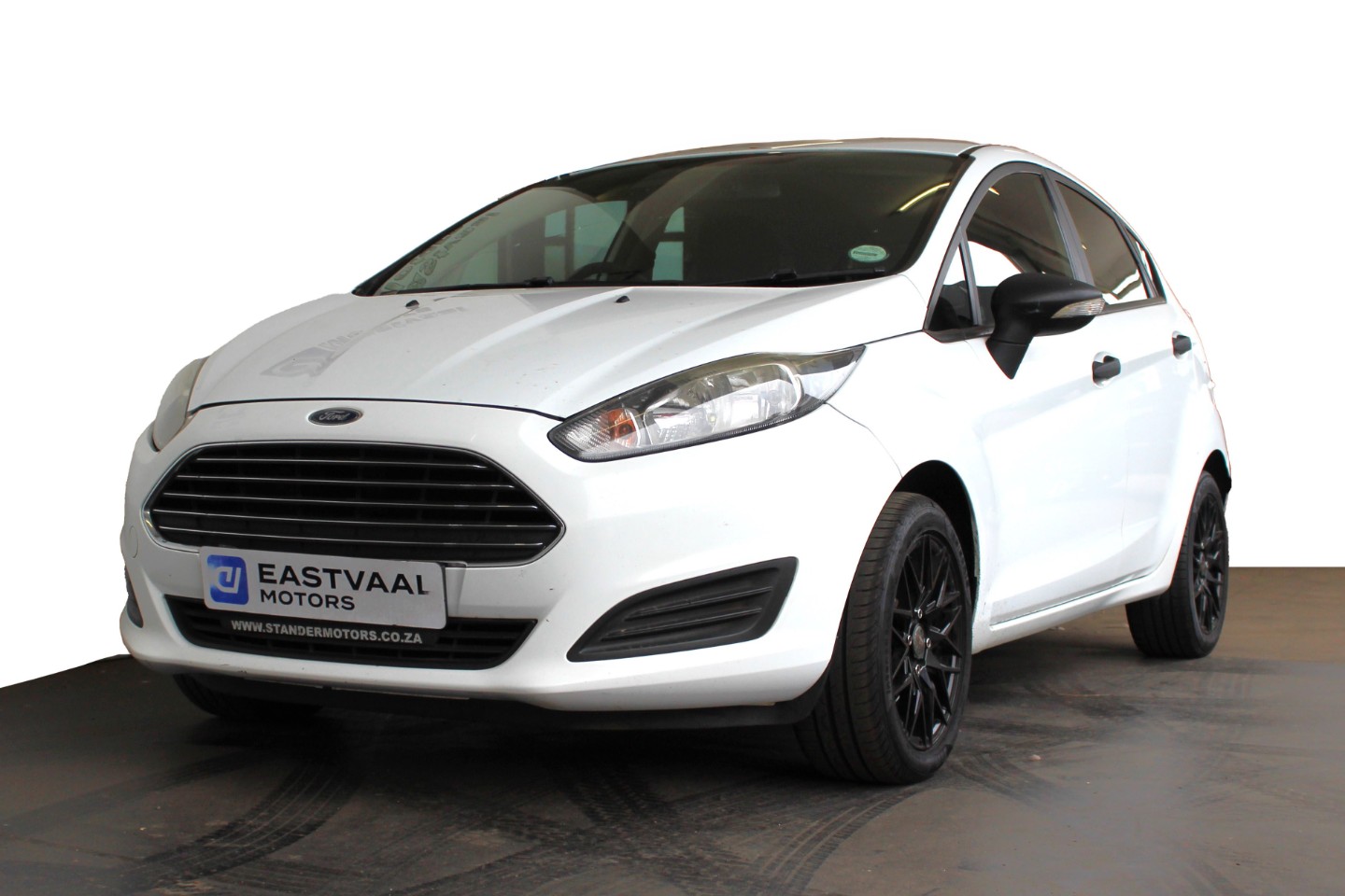 FORD FIESTA 1.4 AMBIENTE 5 Dr - 2 