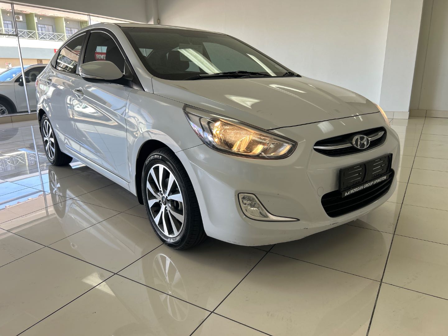 Hyundai ACCENT 2000 - ON for Sale in South Africa