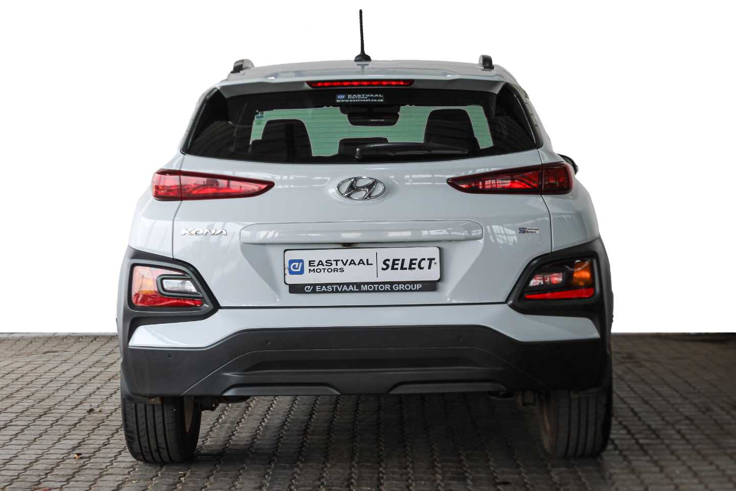 HYUNDAI KONA 2.0 EXECUTIVE A/T - 10 