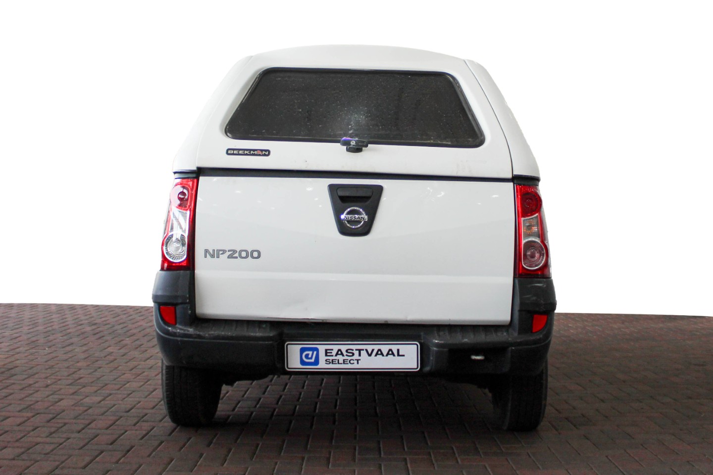 NISSAN NP200 1.6  P/U S/C - 5 