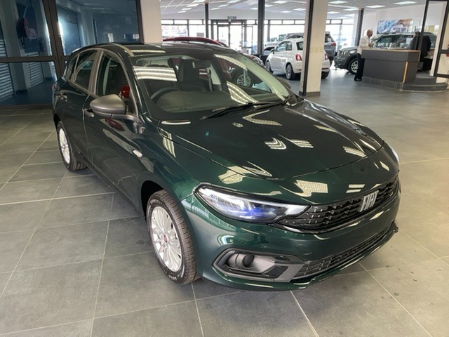 Fiat Tipo City Life 1.6 Auto 5 Door