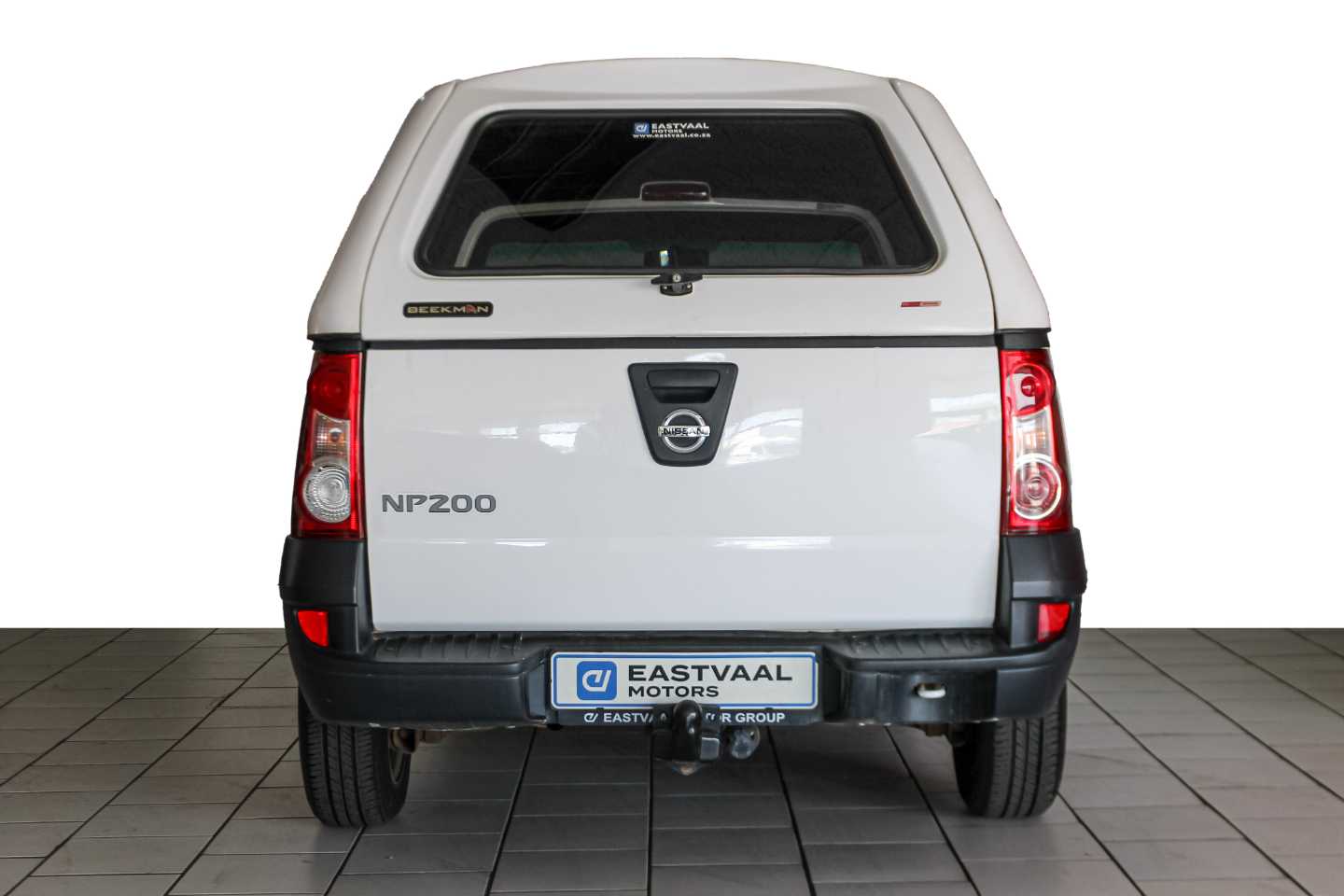 NISSAN NP200 1.6  A/C SAFETY PACK P/U S/C - 4 