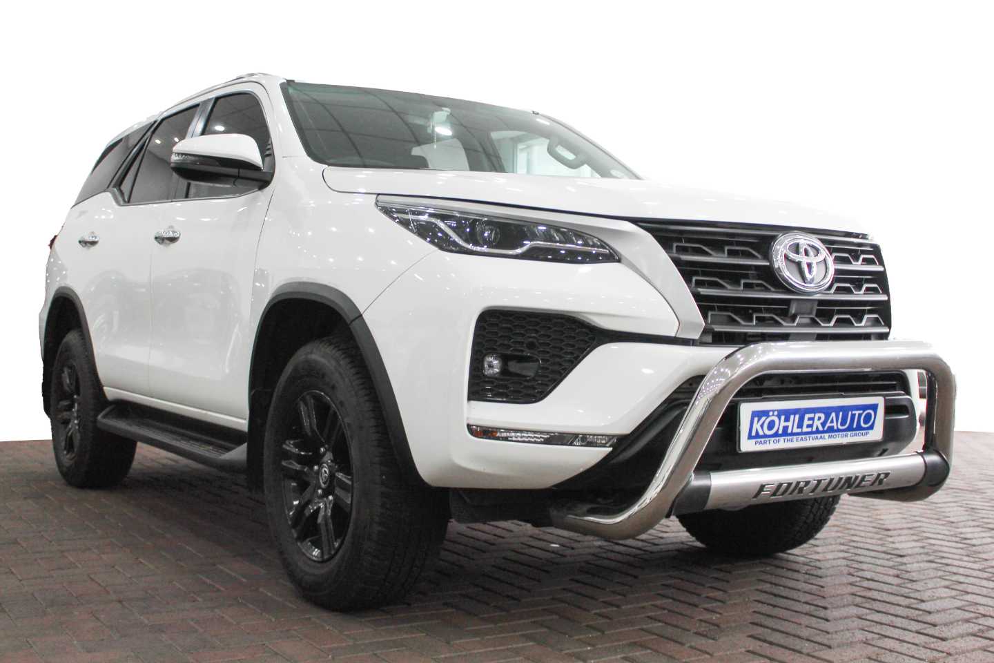 TOYOTA FORTUNER 2.4GD-6 R/B A/T - 1 