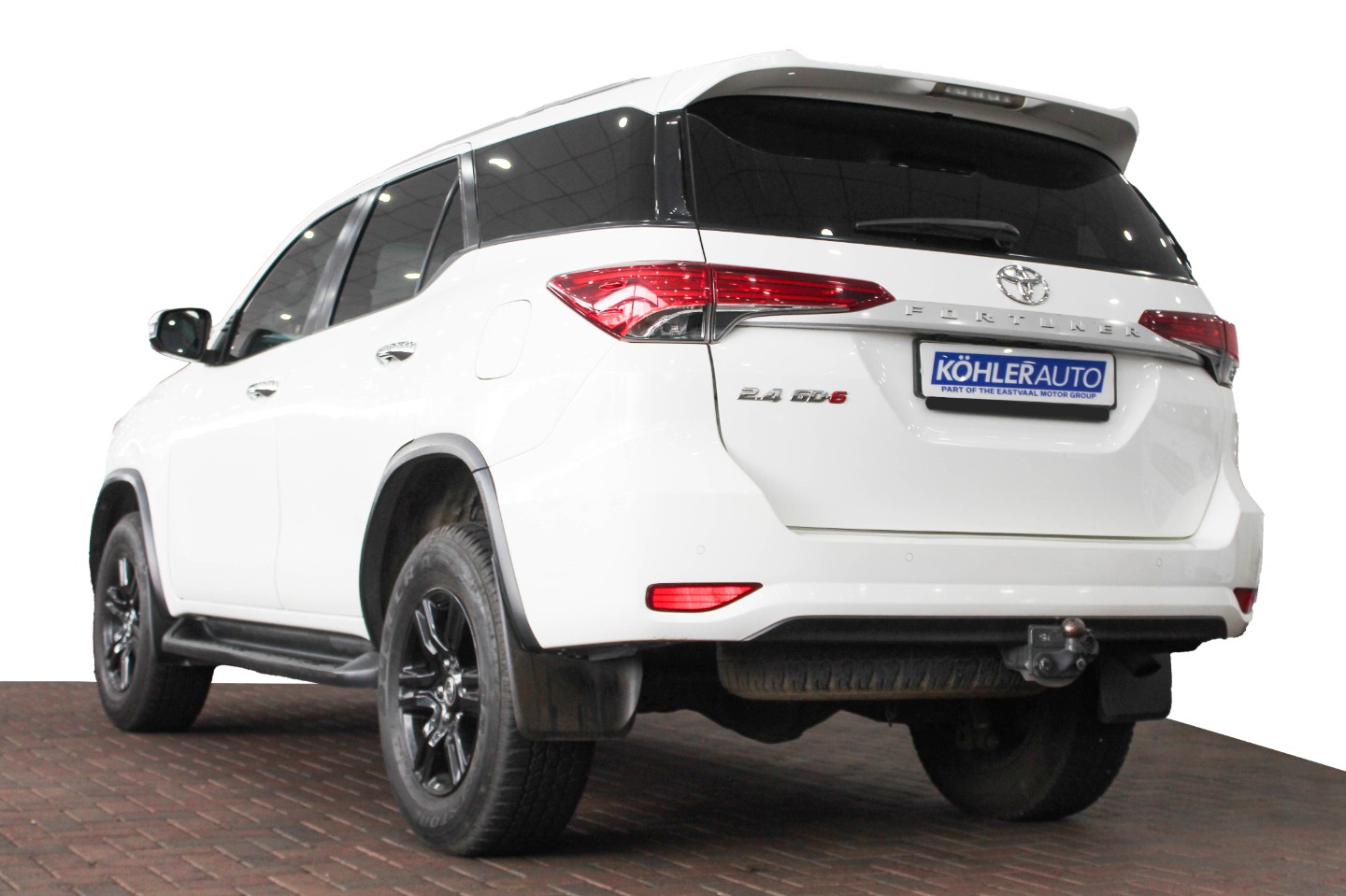 TOYOTA FORTUNER 2.4GD-6 R/B A/T - 4 