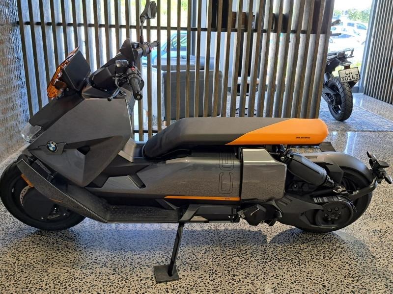 Automatic BMW Motorcycles CE04 2023 for sale