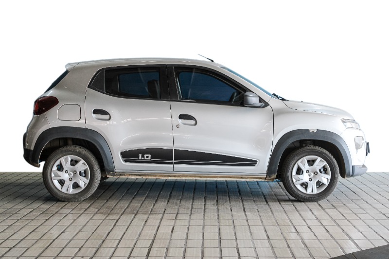 RENAULT KWID 1.0L ULTRA LTD ED - 7 