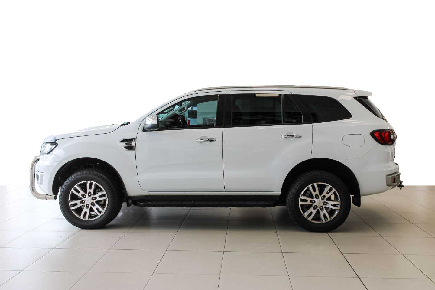 FORD EVEREST 2.0D BI-TURBO XLT A/T - 3 