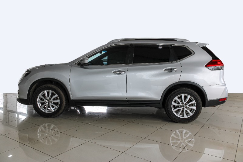 NISSAN X TRAIL 2.5 ACENTA 4X4 CVT - 17 