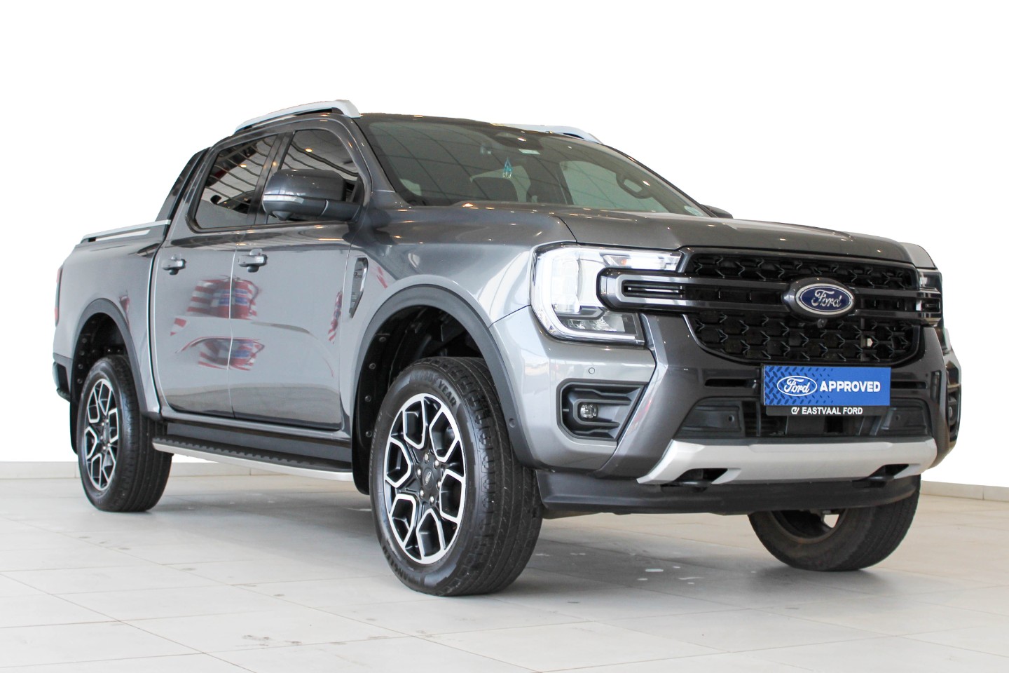 FORD RANGER 2.0D BI-TURBO WILDTRAK A/T P/U D/C - Main Vehicle Image