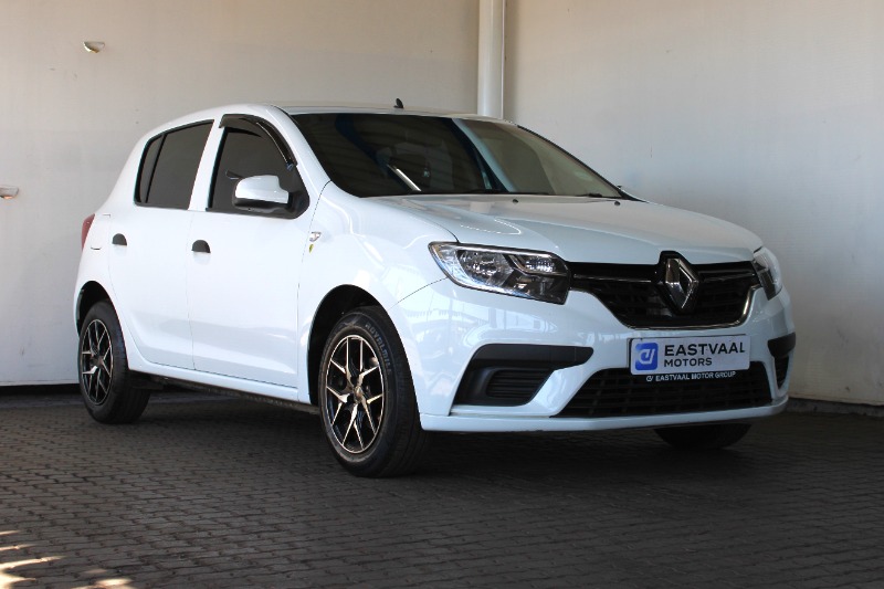 RENAULT SANDERO 900 T EXPRESSION for Sale in South Africa