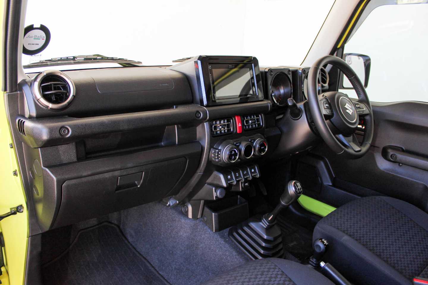 SUZUKI JIMNY 1.5 GLX - 18 