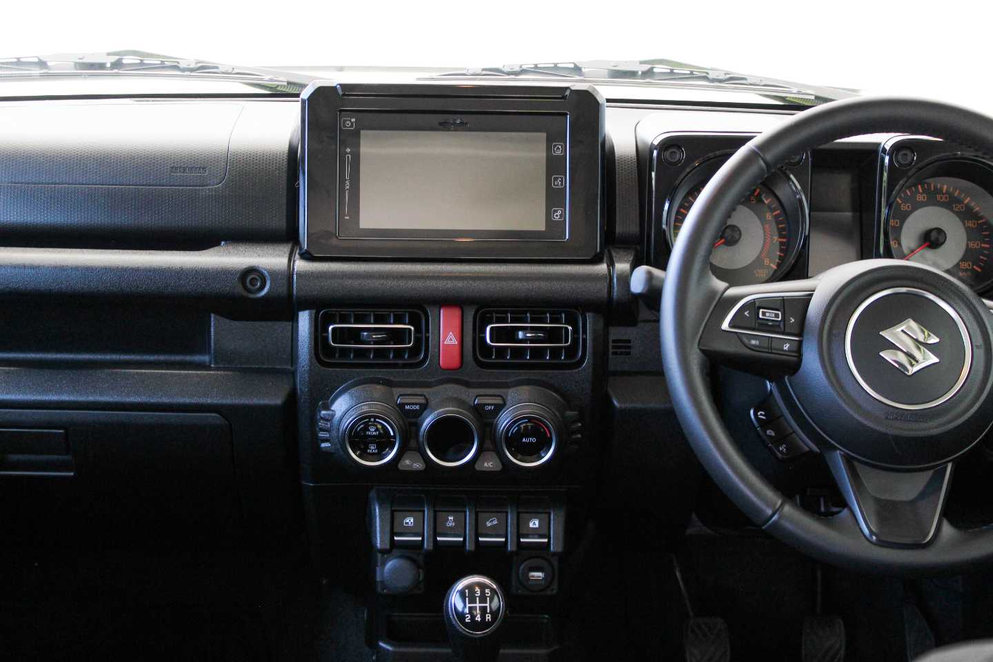 SUZUKI JIMNY 1.5 GLX - 17 