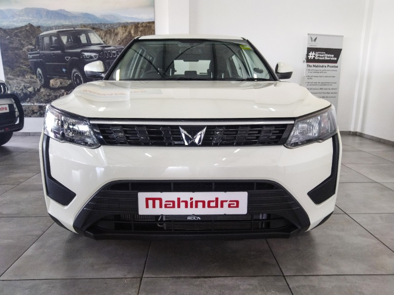 MAHINDRA XUV300 1.2T SE (W4) 2023 for sale in Western Cape