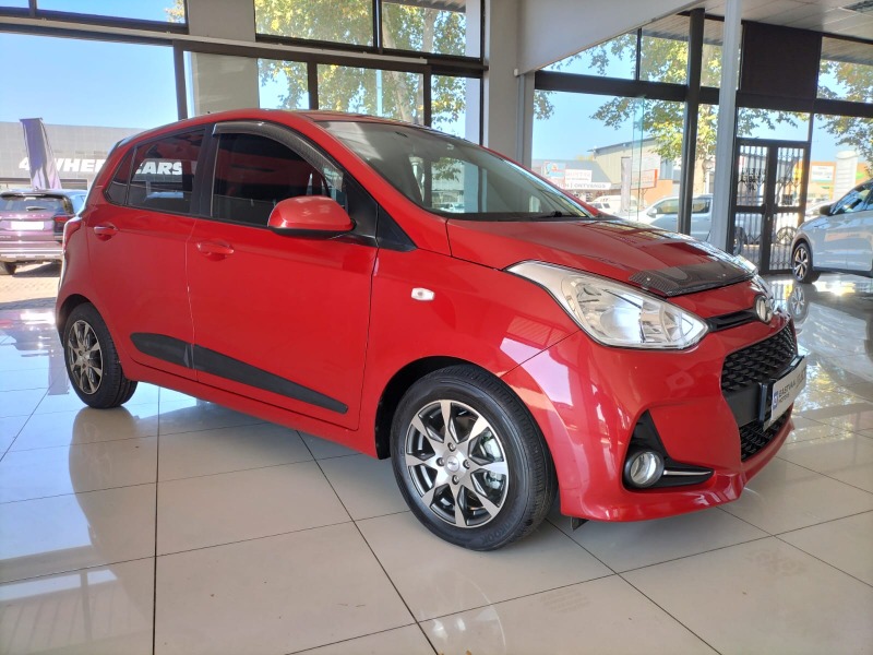 HYUNDAI i10 1.1 GLS/MOTION for Sale in South Africa