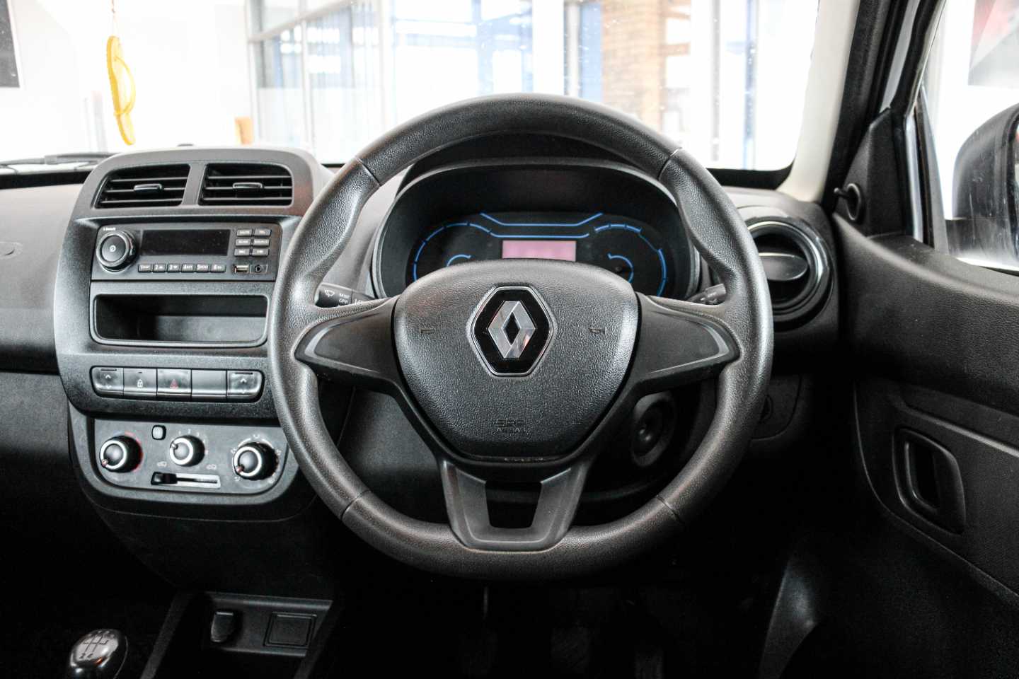 RENAULT KWID 1.0 EXPRESSION / LIFE 5DR - 15 