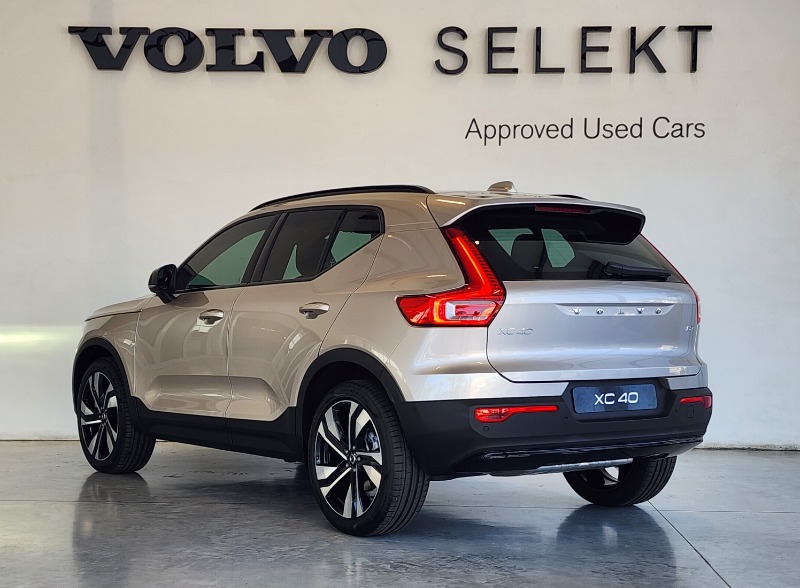 NEW 2024 VOLVO XC40 B4 GEARTRON ULTIMATE DARK (MILD HYBRid) for sale in West Western Cape ID