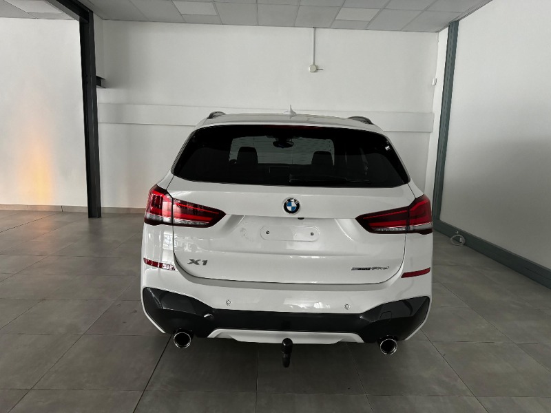 BMW X1 sDRIVE20d M-SPORT  A/T (F48) - 2 